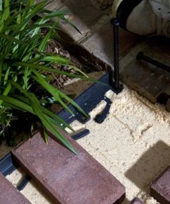 Thing Edging 8-Pack 8-in Black Plastic Paver Spike -SoilCraft Shop 08789009