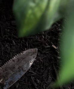 Thing Premium 2-cu ft Black Hardwood Mulch -SoilCraft Shop 09224010