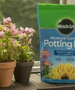 Miracle-Gro Soil & Soil Amendments 25-Quart Potting Soil Mix 10 Miracle-Gro Soil & Soil Amendments 25-Quart Potting Soil Mix -SoilCraft Shop 09740334