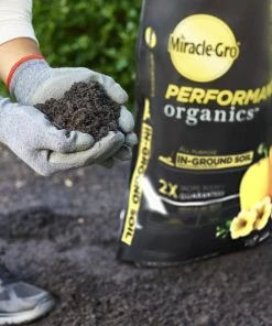 Miracle-Gro Soil & Soil Amendments 1.3-cu ft Organic Garden Soil -SoilCraft Shop 15355292