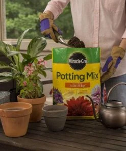 Miracle-Gro Soil & Soil Amendments Potting Mix Bundle 8-Quart Potting Soil Mix 15 Miracle-Gro Soil & Soil Amendments Potting Mix Bundle 8-Quart Potting Soil Mix -SoilCraft Shop 44004193